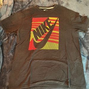 Worn Nike tshirt sz large